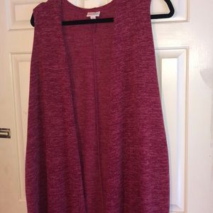 Medium stretchy magenta LuLaRoe joy vest duster